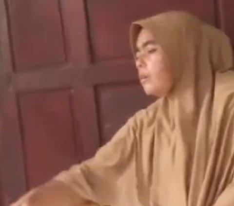 Momen Ibunda Imam Masykur Disumpah dengan Alquran saat Diperiksa POM TNI