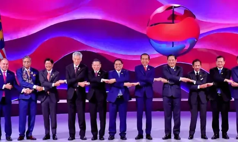 VIDEO: Depan Pemimpin ASEAN, Jokowi Bicara Soal Perpecahan 