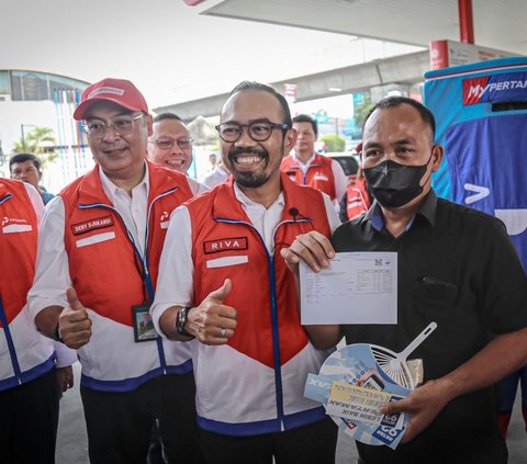 “Upaya mengurangi polusi butuh dukungan dari seluruh pihak. Sehingga untuk pengendara, dapat dimulai dari hal-hal sederhana seperti mengecek kondisi emisi kendaraan anda,” tambah Riva.