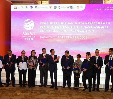 Presiden Joko Widodo Serukan Persatuan ASEAN Menuju Epicentrum of Growth