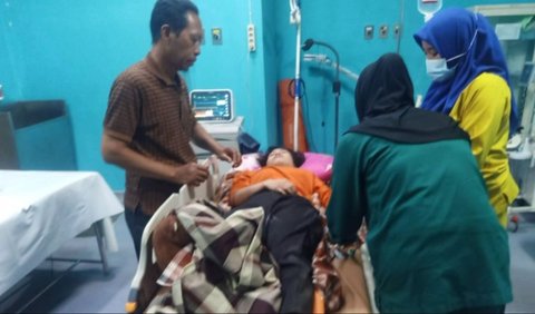 Rasyid menyebutkan dua motor yang ditabrak Khadafi yakni Yamaha Fino nomor polisi DD  4044 CB yang dikendarai oleh Rosmita Dewi yang berboncengan Nurfani Islamiah. Satu motor lagi Honda Scoopy nomor polisi DD 4869 YC yang dikendarai Zulfikar berboncengan Zulfadli.<br>