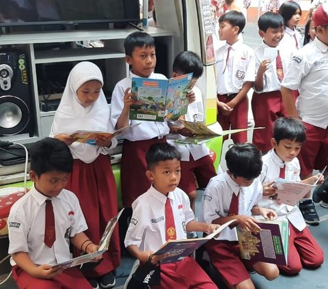 Mengabdi ke Masyarakat, ATVI-YPP Indosiar-SCTV Dorong Literasi Media Sosial di Kalangan Pelajar