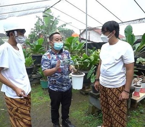 Kini Jarang Muncul di Layar Kaca, Intip Penampakan Rumah Mewah Komedian Narji yang Miliki Halaman Luas Hingga Klinik Bersalin 24 Jam