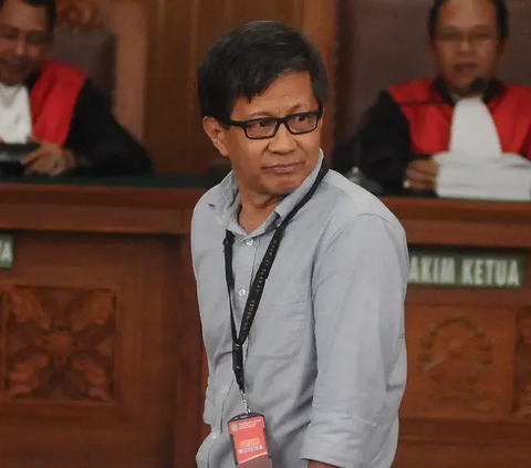 Rocky Gerung Penuhi Panggilan Polisi: Kata Pak Jokowi Masalah Kecil, Kenapa Dibawa ke Mabes?