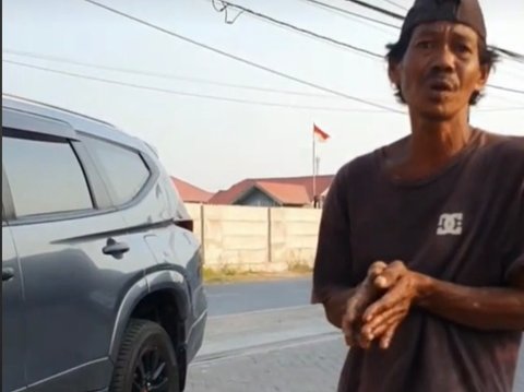 Viral Reaksi Seorang Ibu saat Mobilnya Ditabrak Pemotor, Tak Mengamuk Malah Beri Bantuan