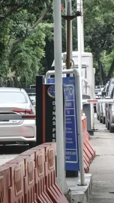 Ingat! Kendaraan Tak Lolos Uji Emisi di Jakarta Kini Bayar Parkir Lebih Mahal<br>