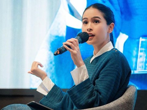 Potret Cantik Maudy Ayunda di ASEAN Business Award 2023, Netizen 'Fashion Ga Pernah Gagal'