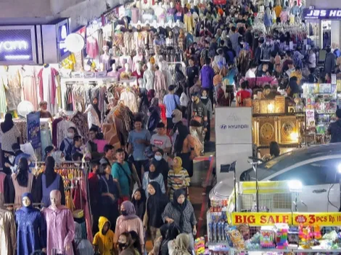 Gara-Gara TikTok, Omzet Pedagang Pasar Tanah Abang Turun Drastis