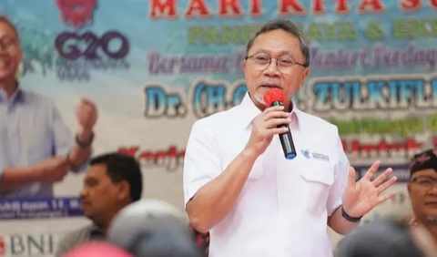 Sebelumnya, Menteri Perdagangan, Zulkifli Hasan memastikan akan merilis aturan main platform social commerce seperti Tiktok.