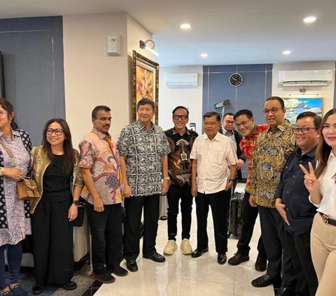 Beredar foto bersama rombongan bacapres Anies Baswedan dan Wakil Ketua Dewan Pembina Partai Gerindra Hashim Djojohadikusumo. Di situ juga tampak mantan politikus PDIP Budiman Sudjatmiko. 