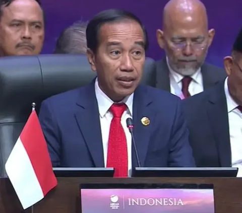 VIDEO: Pernyataan Jokowi Depan PM China Bicara Cuan & Saling Percaya di KTT ASEAN