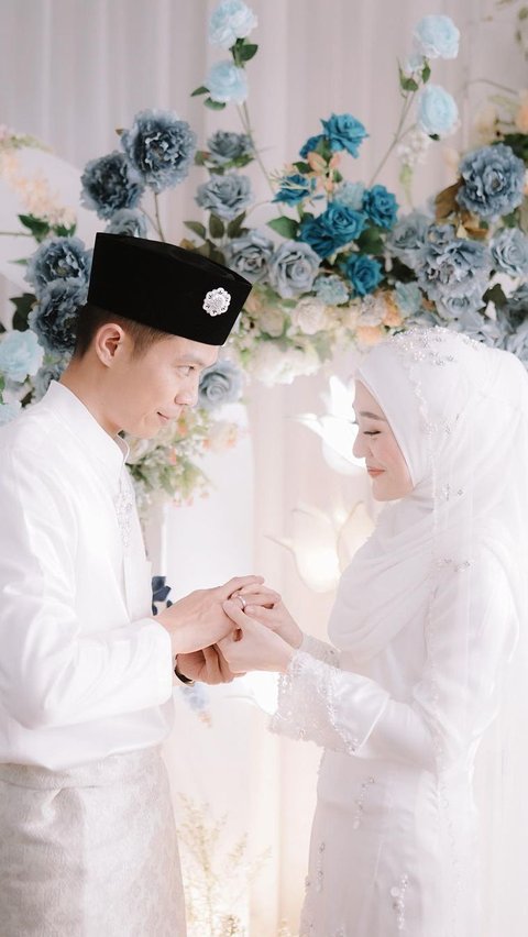 Portrait of Sweet Moments of Larissa Chou and Ikram After Officially Getting Married