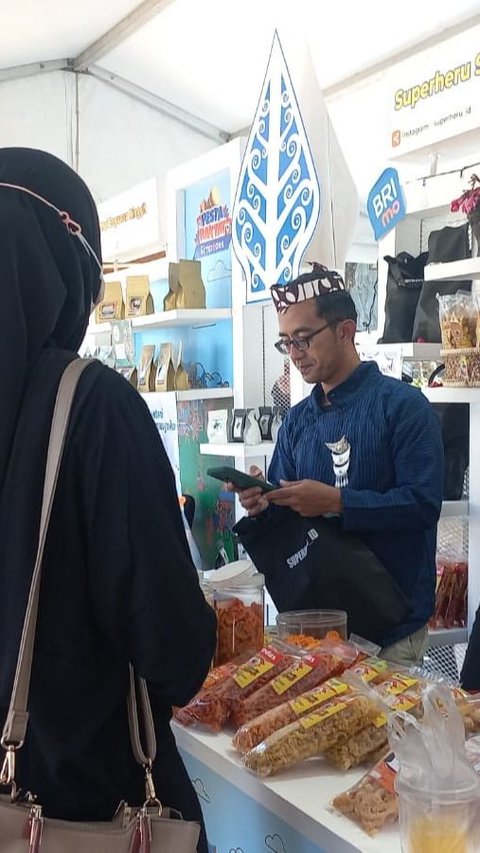 UMKM di Acara PRS Sukses Jadi Produsen Snack Setelah Mendapat Modal & Inkubasi Bisnis dari BRI