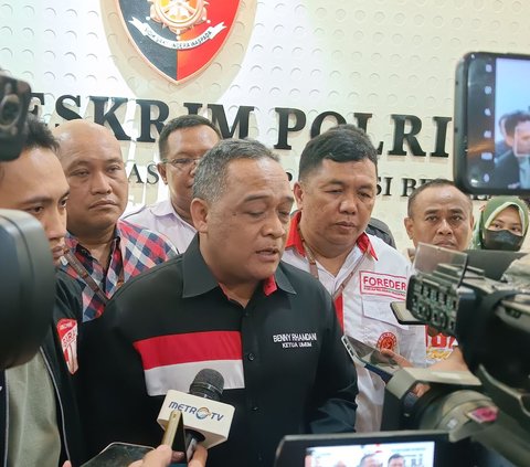 Rocky Gerung Tuding Sekjen PDIP Hasto Aktor di Balik Gaduh Ucapan 'Bajingan-Tolol'