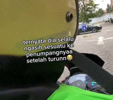 Aksi Driver Ojol Siapkan Hadiah untuk Penumpangnya Ini Viral, Tuai Pujian Warganet