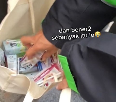 Aksi Driver Ojol Siapkan Hadiah untuk Penumpangnya Ini Viral, Tuai Pujian Warganet