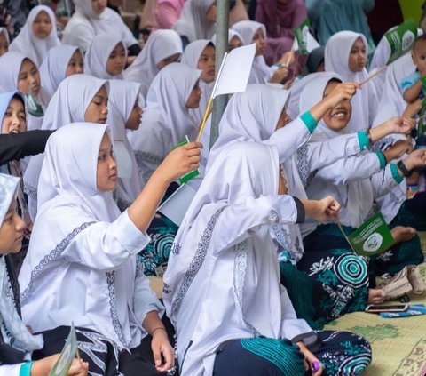 It Happened Again, Teacher Cuts the Hair of Hijab-Wearing Student and Becomes the Focus of Netizens' Attention until Susi Pudjiastuti