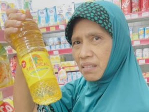 Minta Izin ke Anaknya Saat Ambil Barang di Mini Market