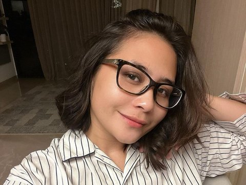 Makeup Bare Face Sampai Full Glam, Prilly Latuconsina Selalu Tampil Flawless