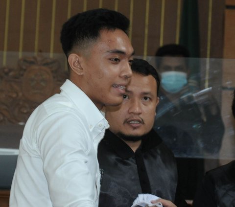 Putusan vonis itu dibacakan langsung oleh Ketua Majelis Hakim, Alimin Ribut Sujono di ruang Sidang Pengadilan Negeri Jakarta Selatan, Kamis (7/9/3023).<br>