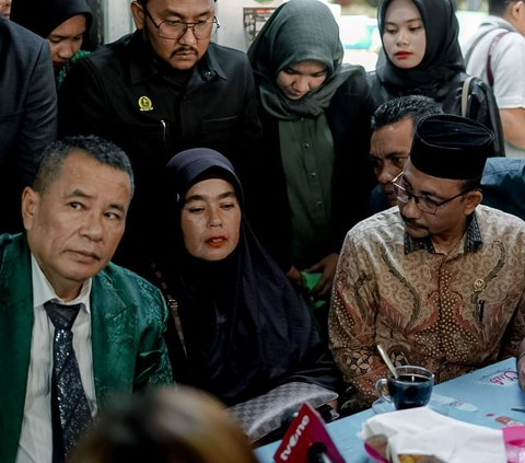 Emosi Ibunda Imam Masykur Bertemu Paspampres Bunuh Anaknya: Kalian Lebih Kejam dari PKI