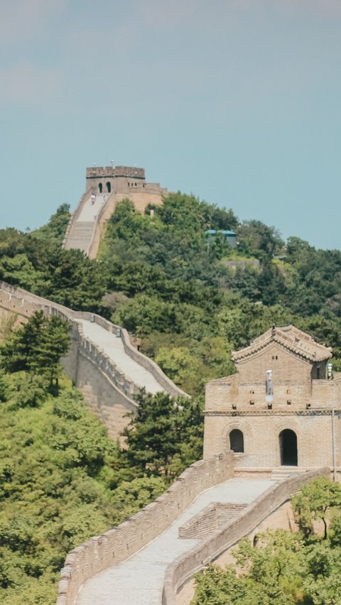 Pekerja Konstruksi Jebol Tembok Besar China karena Cari Jalan Pintas<br>