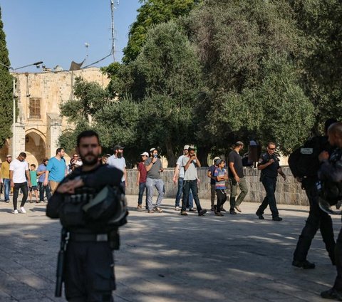 Israel Sita Buku Sekolah karena Ada Gambar Bendera Palestina