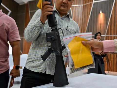 FOTO: Penampakan Senjata M-16 Bekas Konflik di Aceh, Akhirnya Diserahkan Warga Setelah Disimpan Belasan Tahun