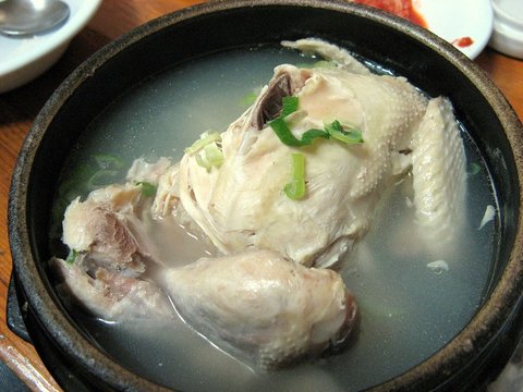 7. Resep Samgyetang (Sup Ayam Ginseng)