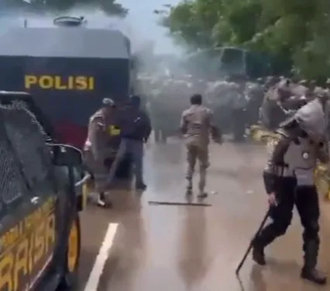 Anak Sekolah Kena Gas Air Mata saat Bentrok di Rempang Batam, Ini Penjelasan Polisi