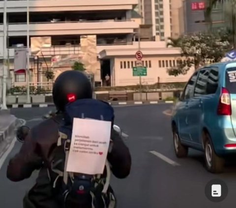 Perjuangan melamar kekasih hati memang tidaklah mudah. Seperti kisah yang dilansir dari akun TikTok @ywd.id pada Kamis, (7/9).