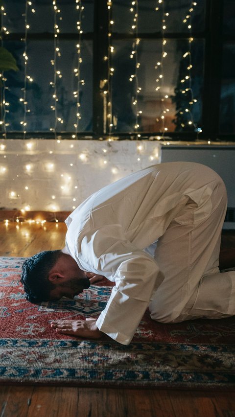 Prayer of Prostration for Forgetfulness and the Reasons for Its Implementation