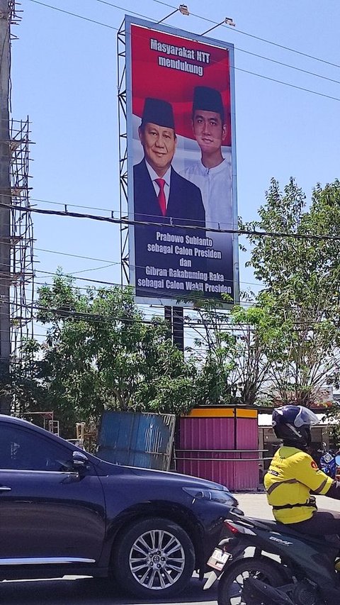 Muncul Baliho Prabowo dan Gibran di Kupang