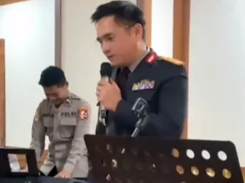 Merdu Banget, Suara Jenderal Polisi ini saat Bernyanyi Luar Biasa, Sosoknya Langsung Jadi Sorotan