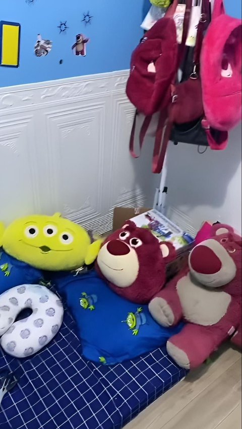 Penuh Boneka Lucu