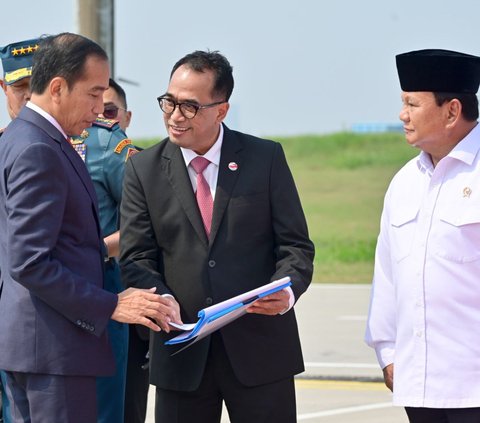 Kompak, Tiga Jenderal Antar Presiden Jokowi Terbang ke India