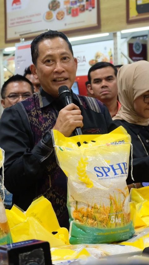 Stok Melimpah, BULOG Pastikan Beras Operasi Pasar Tersedia di Semua Pasar