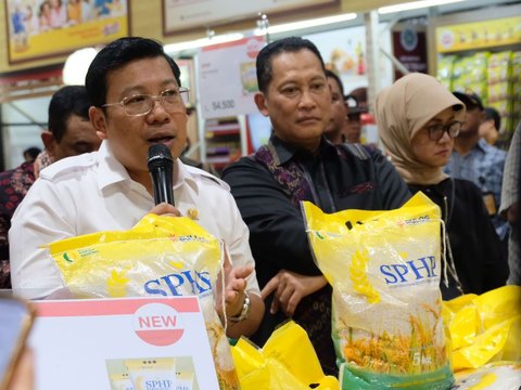 Stok Melimpah, BULOG Pastikan Beras Operasi Pasar Tersedia di Semua Pasar