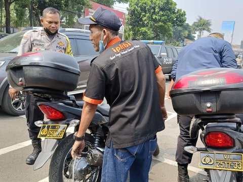 Belasan Kendaraan Dinas Polres Tangerang Tak Lolos Uji Emisi