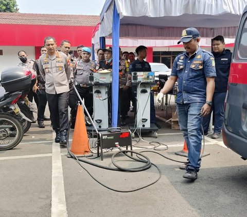 Atas temuan kendaraan dinas yang tak lolos uji emisi itu, Kapolres meminta untuk langsung diperbaiki melalui bengkel pemeliharaan dan perawatan (Harwat) kendaraan dinas yang dimiliki Polres.<br>