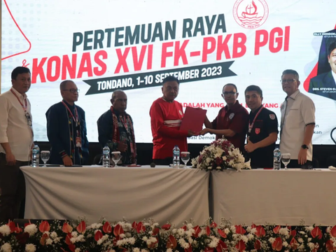 Olly Dondokambey Kembali Nakhodai FK-PKB PGI Periode 2023-2028