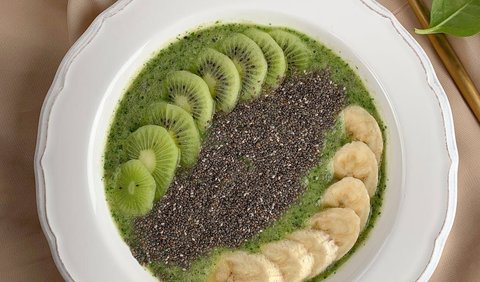 Meskipun ukurannya kecil, kandungan nutrisi yang luar biasa dalam chia seed membuatnya menjadi salah satu makanan super yang sangat populer.