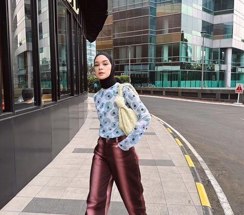 Edgy Style with Just a Fit Shirt and Long Pants ala Tantri Namirah
