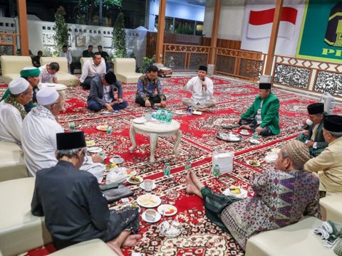 Plt Ketum PPP Bertemu Kiai Majelis Syariah, Laporkan Dinamika Pilpres dan Strategi Pemenangan