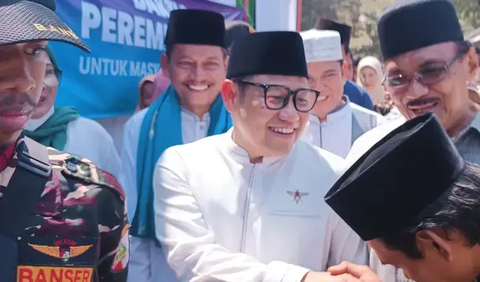 PKB melakukan Tour de Wali Songo mulai 8-11 September 2024. Kegiatan ini diawali dengan mengunjungi atau berziarah ke makam Sunan Gunung Jati, di Cirebon, Jawa Barat.<br>