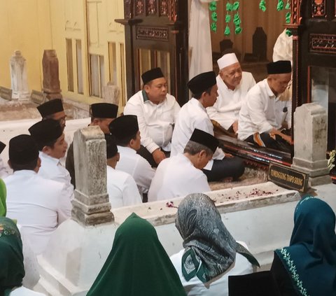 PKB Ungkap Makna Ziarah Makam Wali Songo untuk Pencalonan Anies-Cak Imin