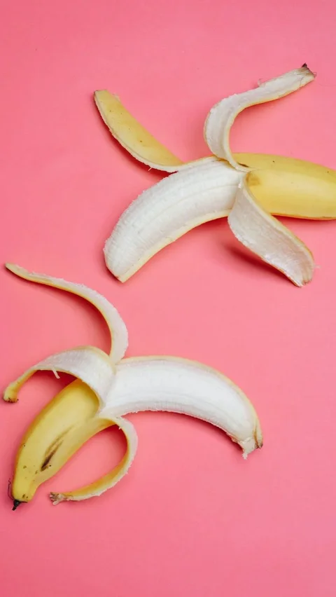Pisang adalah pilihan makanan yang baik untuk MPASI bayi karena kaya akan nutrisi penting. Namun, penting untuk memilih jenis pisang yang sesuai dengan usia bayi dan memperhatikan porsi yang diberikan agar tidak berlebihan.