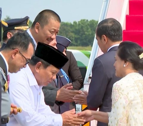 Penuh Hormat, Momen Prabowo Subianto Lepas Keberangkatan Presiden Jokowi ke India