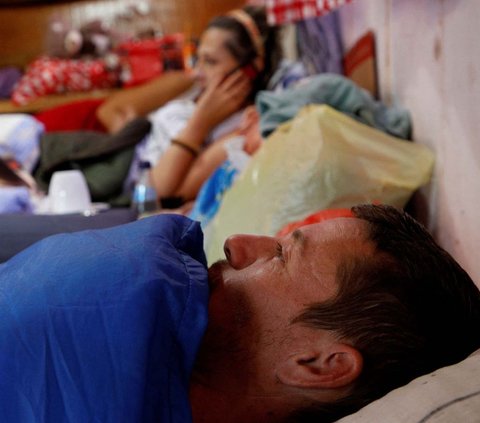 FOTO: Semangat Warga Montenegro Berlomba Jadi Orang Paling Malas, Sehari-hari Cuma Rebahan dan HP-an