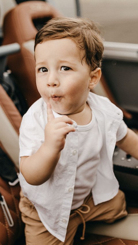 90 Nama Bayi Laki-Laki Islam 3 Kata dalam Al-Quran dan Artinya yang Baik